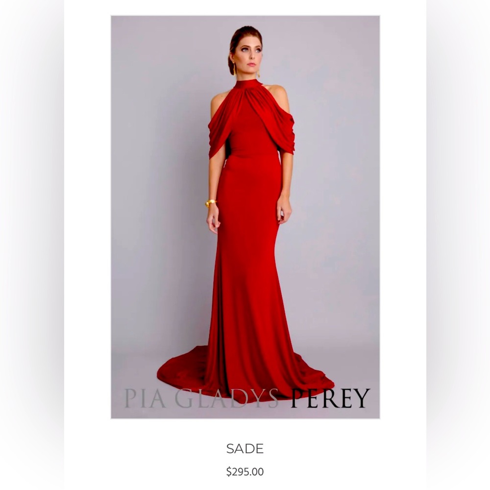 Sade Pia Gladys Perey (coral)